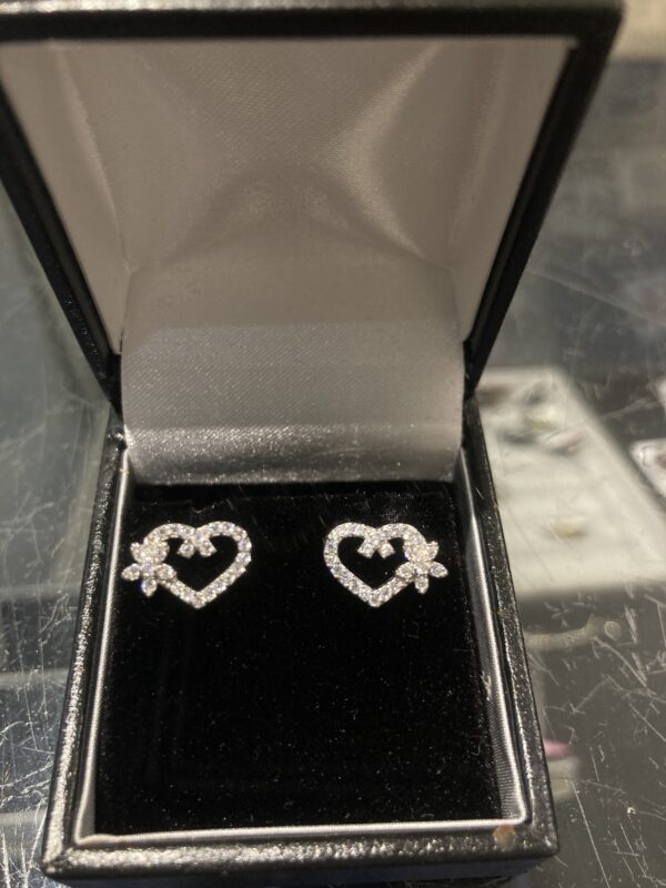 Sterling silver with cubic zirconia heart earrings - Image 4